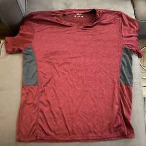 4 Athletic Shirts XL (fit closer to Large)